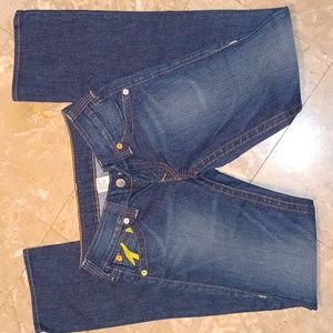 NWOT  True Religion blue jeans
